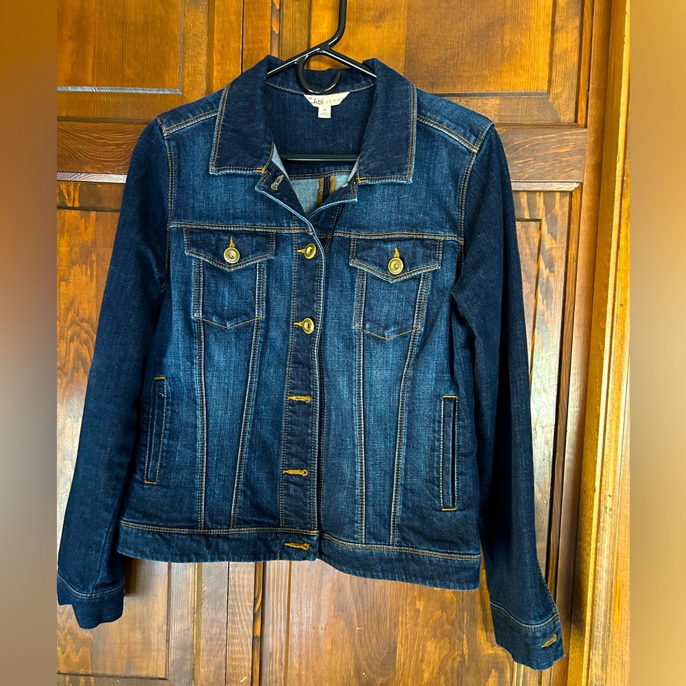 Classic CAbi Jean jacket size M